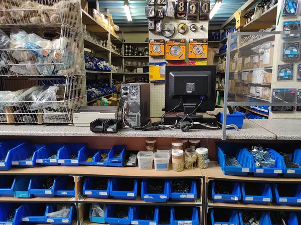 Fasteners at Rachi Bush Mills
