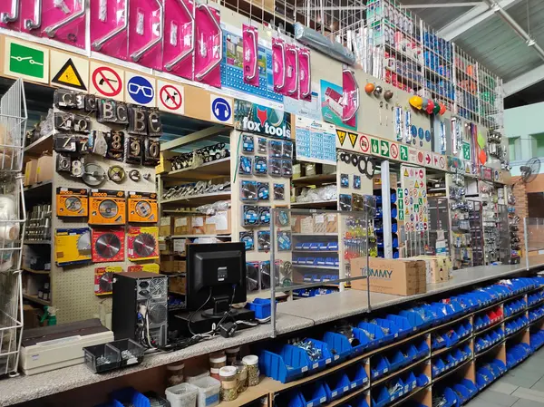 Fasteners at Rachi Bush Mills